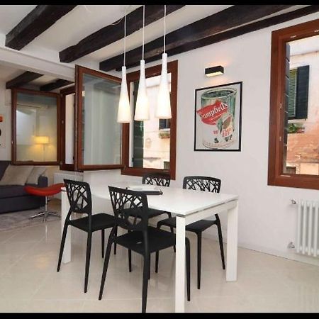 Venice Mirrors Екстер'єр фото