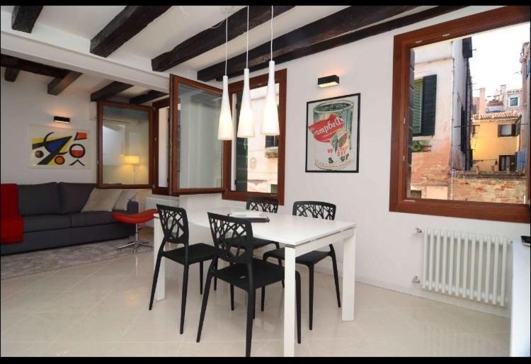 Venice Mirrors Екстер'єр фото