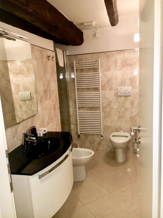 Venice Mirrors Екстер'єр фото